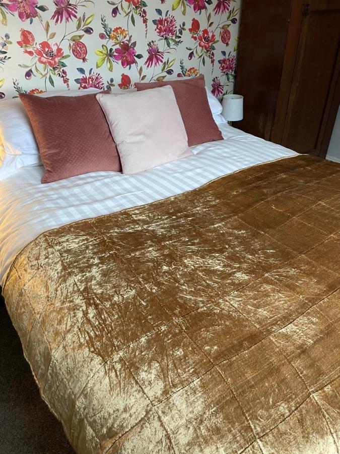 Hotel The White Swan Deighton York Esterno foto